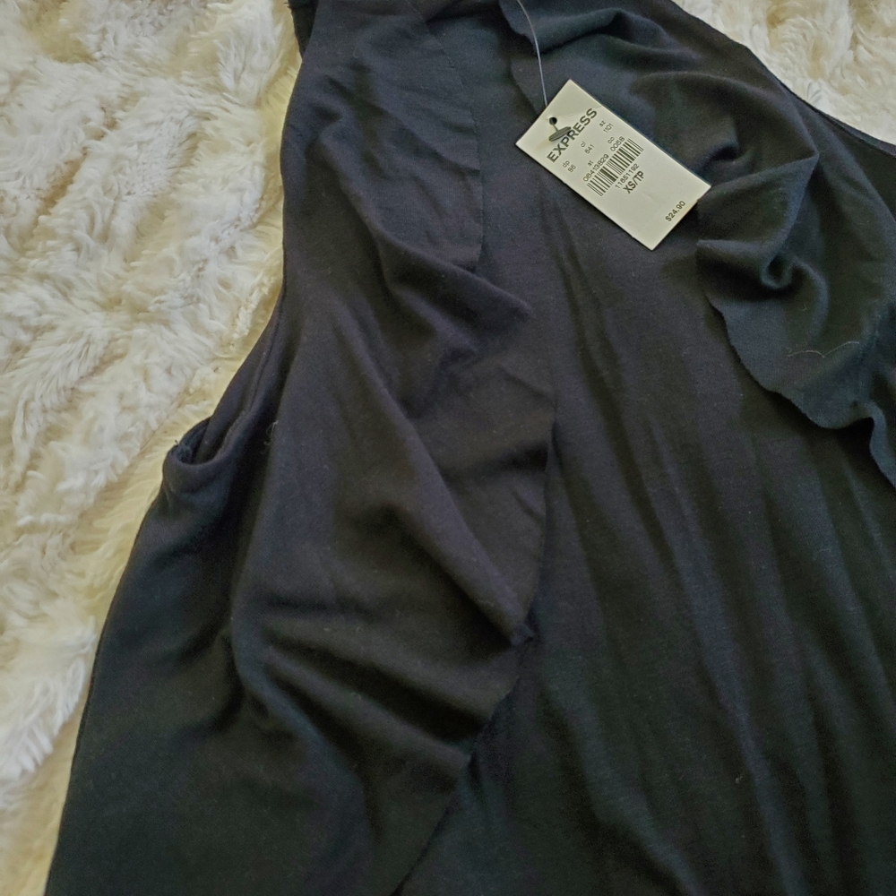 Express Ruffle Cami - Picture 4 of 8
